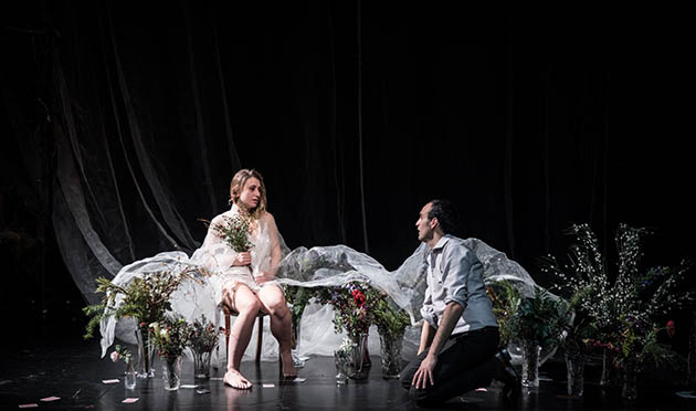 Traviata_c_SimonGosselin (11) Traviata_c_SimonGosselin (11)